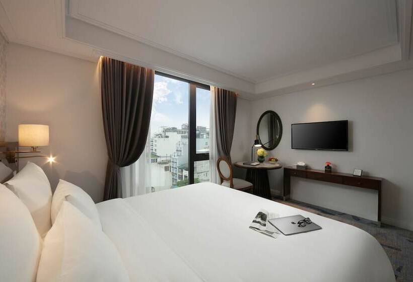 اتاق استاندارد با چشم‌انداز, The Oriental Jade