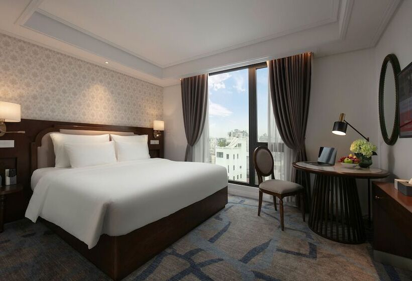 اتاق استاندارد با چشم‌انداز, The Oriental Jade