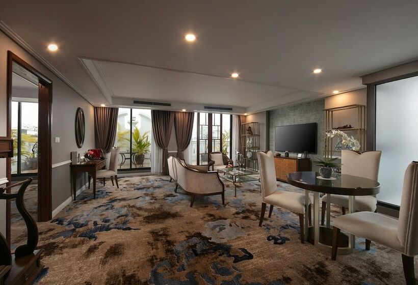 سوئیت پرزیدنت, The Oriental Jade