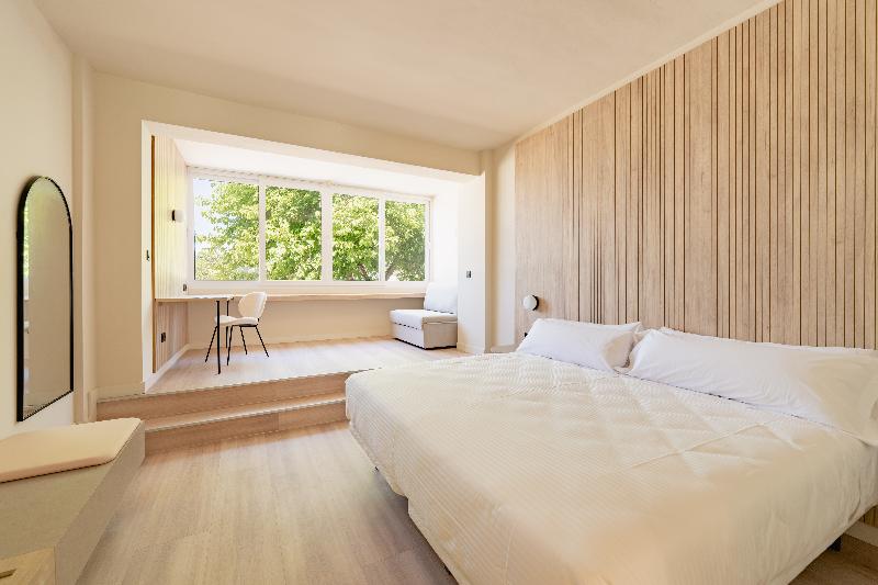 اتاق استاندارد, The Oriental Jade