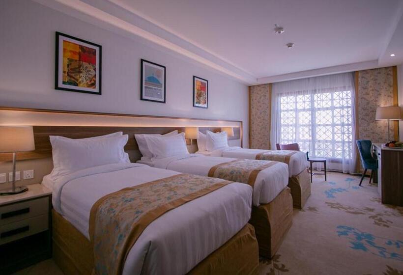 3 Kişilik Temel Oda, Le Bosphorus Hotel   Waqf Safi
