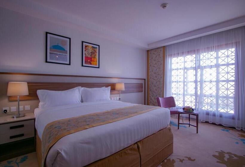 سوئیت پرزیدنت, Le Bosphorus Hotel   Waqf Safi