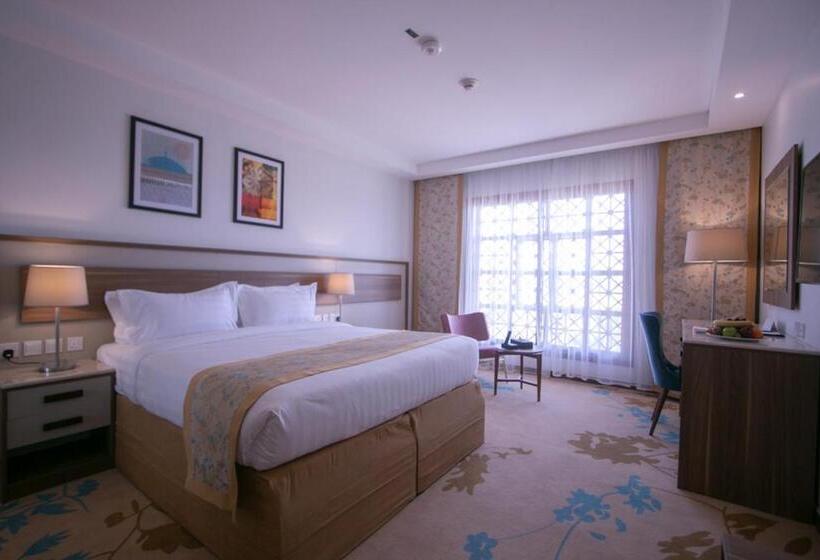 اتاق لوکس با تخت بزرگ, Le Bosphorus Hotel   Waqf Safi