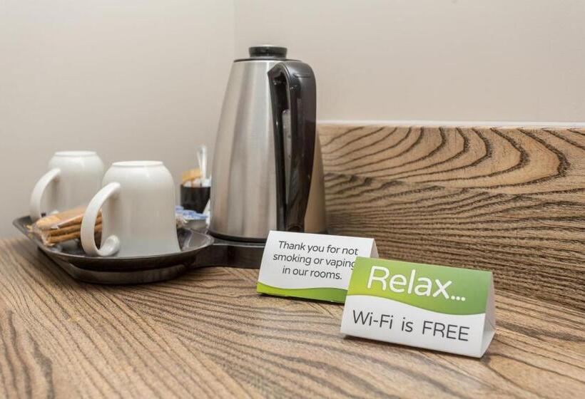 חדר סטנדרט, Smugglers Cove, Clacton On Sea By Marston's Inns