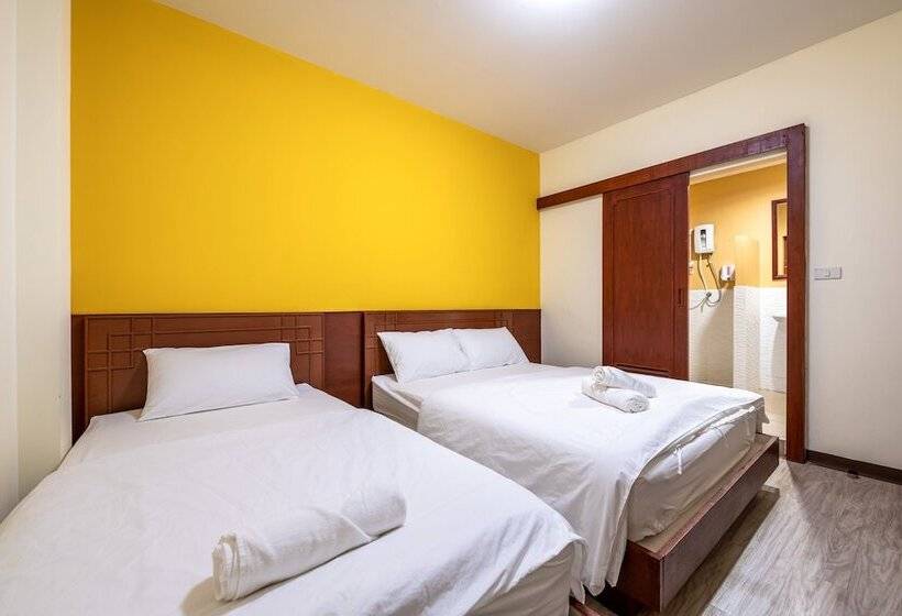 اتاق خانوادگی, Scala Hostel