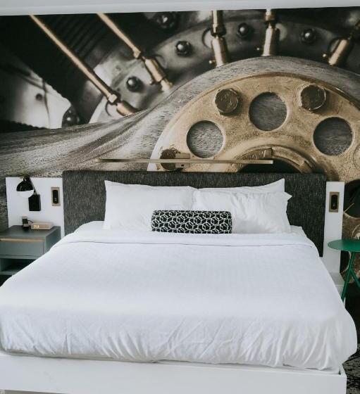 חדר סטנדרט עם מיטת קינג, Indigo   St. Louis   Downtown, An Ihg