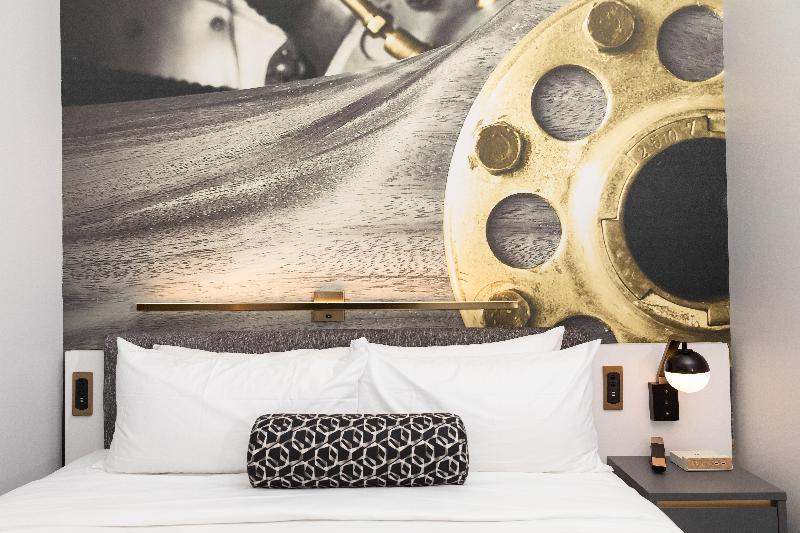 غرفة قياسية سرير كينج, Indigo   St. Louis   Downtown, An Ihg