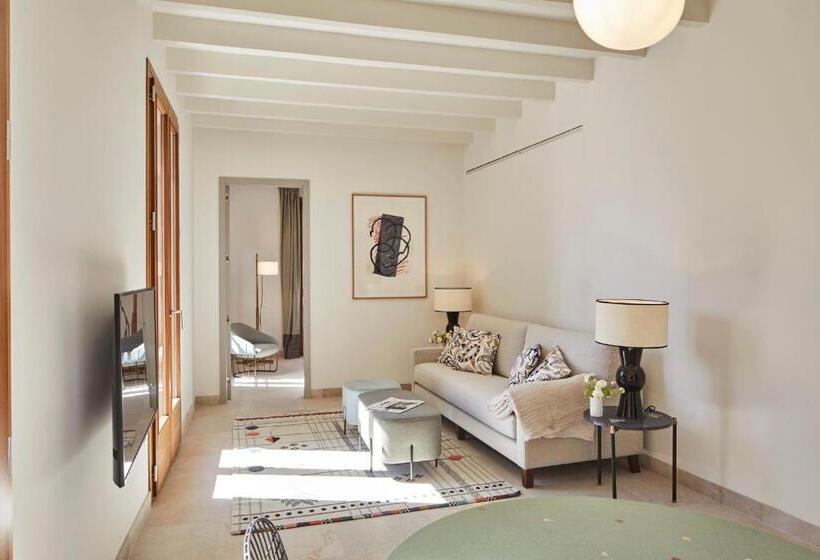 スイート, Vila Damunt