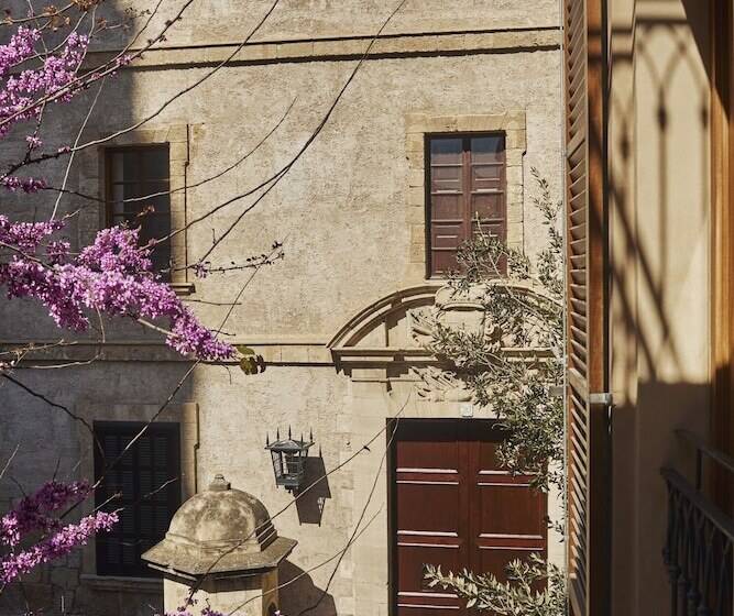 جناح, Vila Damunt