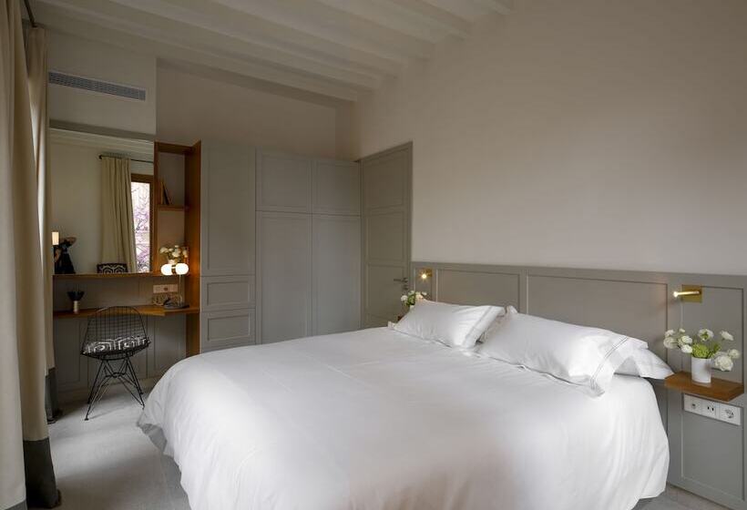 جناح, Vila Damunt