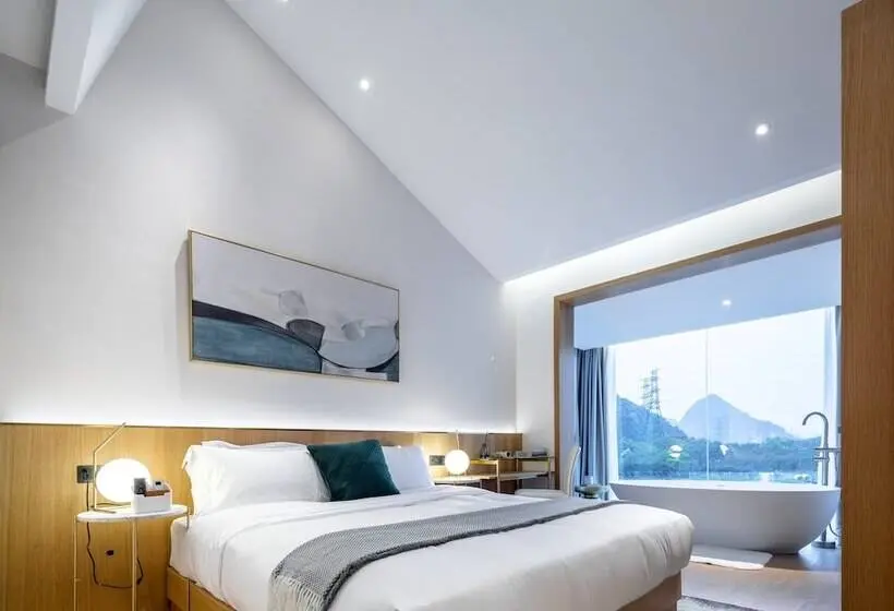 Deluxe Room Mountain View, Guilin Bonjour Boutique Hotel Free Pick Up Service Over 3 Nights