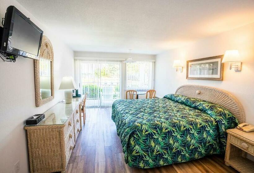 Номер Deluxe Вид на Море с Балконом, The Ocracoke Harbor Inn