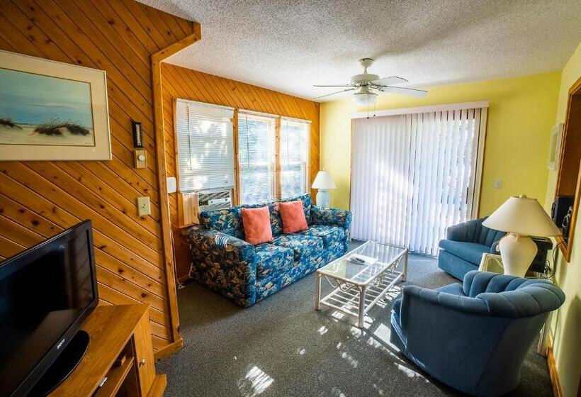 Апартаменты 2 Спальни, The Ocracoke Harbor Inn