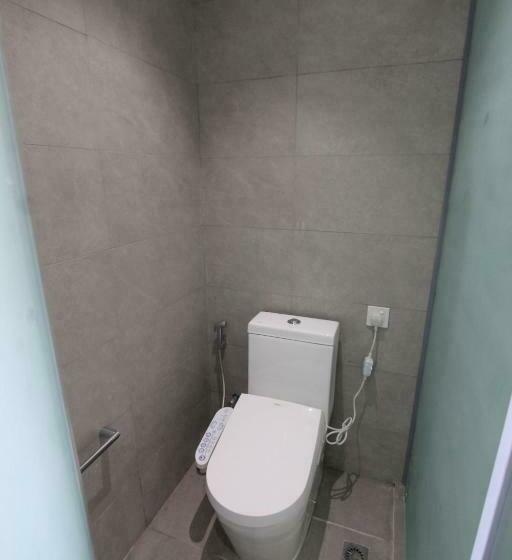 استودیوی استاندارد, 85 Soho Premium Residences