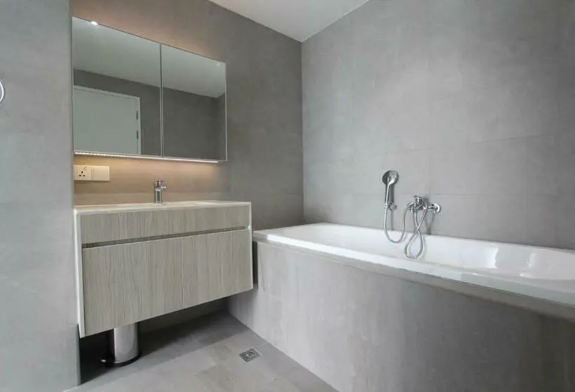 استودیوی استاندارد, 85 Soho Premium Residences