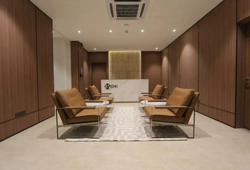 استودیوی استاندارد, 85 Soho Premium Residences