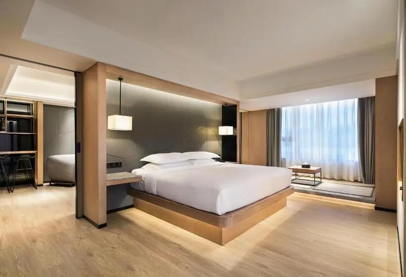 デラックススイート, Haikou S Inn