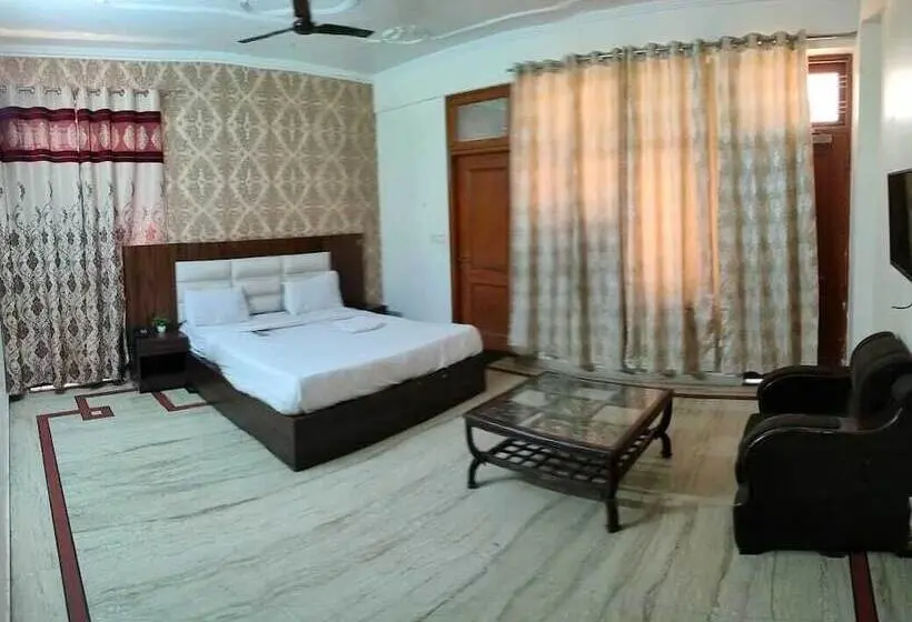 اتاق لوکس, Winsome Residency