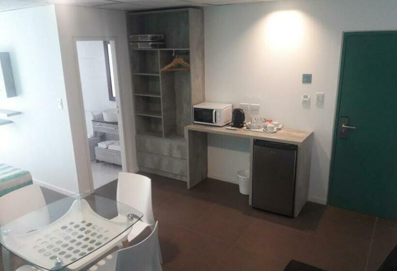 سوئیت با بالکن, Ph Suites