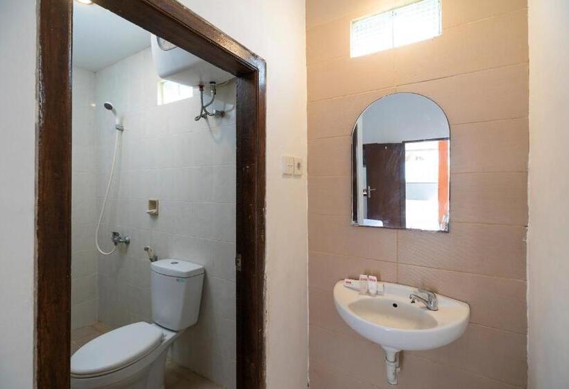 Номер Стандарт, Oyo 636 Apartmen Kak Okoh