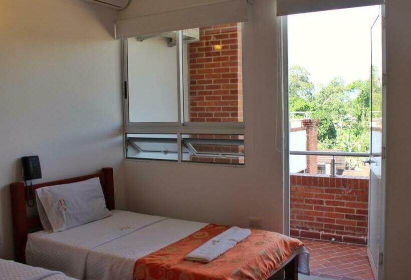 スタンダード４人部屋, Rio Humadea