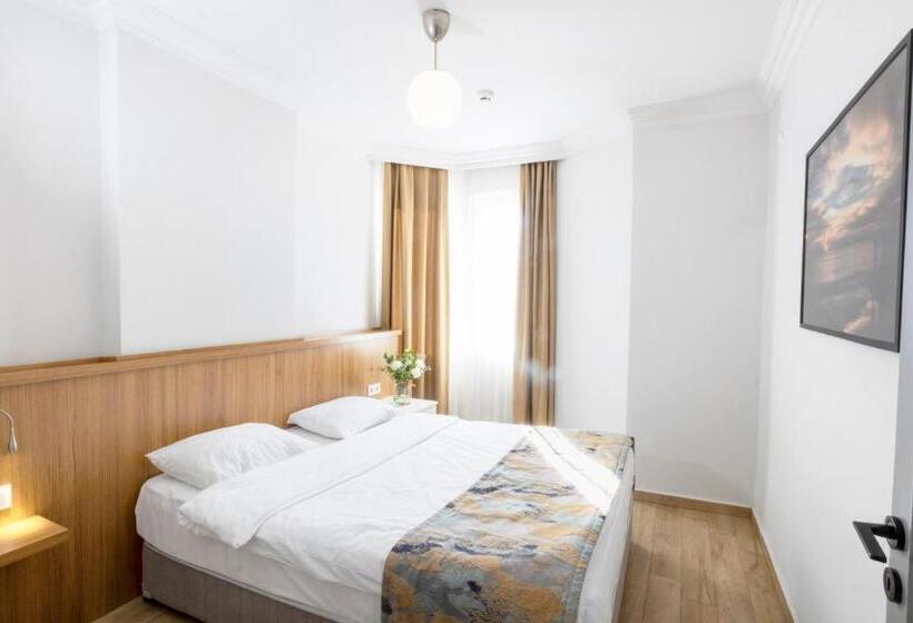 آپارتمان 1 خوابه با بالکن, Comfort Suites