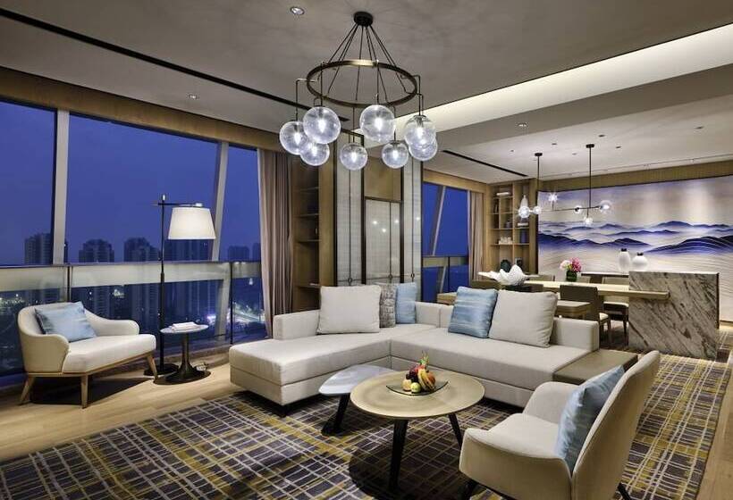 Президентский Люкс, Primus Hotel Nanchang International Expo City