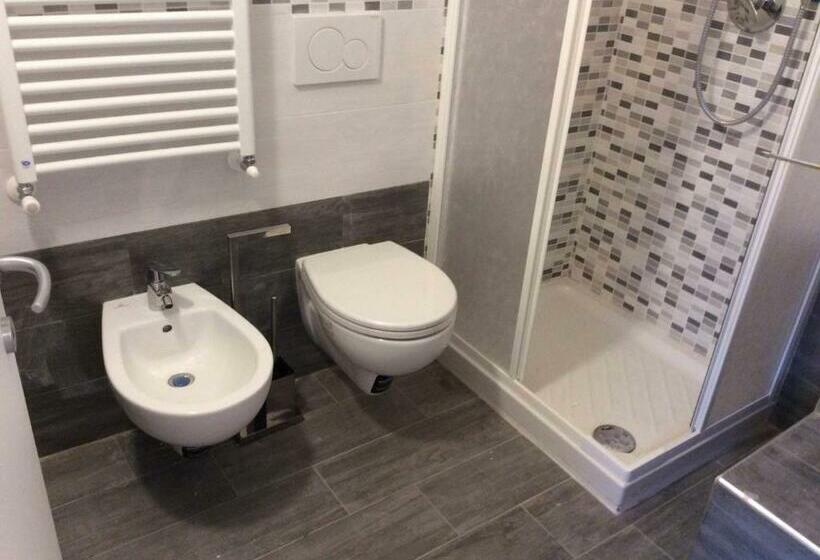 اتاق استاندارد, The 5 Terre