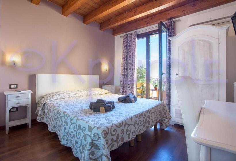 Номер Стандарт с Балконом, Le Api