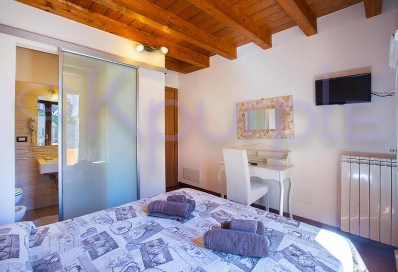 Номер Стандарт с Балконом, Le Api