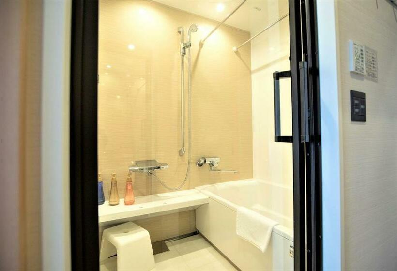 Habitació Estàndard, Sola