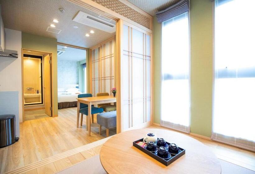 Apartament 1 Dormitori amb Balcó, Sola