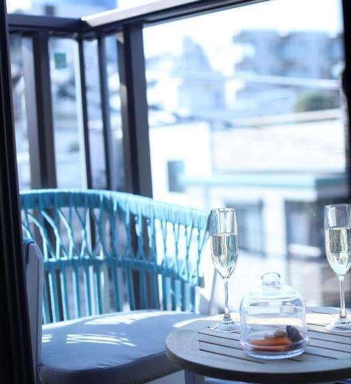 Apartament 2 Dormitoris, Sola