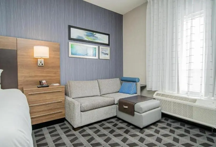 Standard-studio King-vuode, Towneplace Suites By Marriott Brantford And Conference Centre