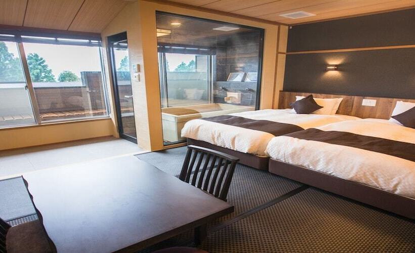 Классический Номер, Livemax Resort Hakone Ashinoko