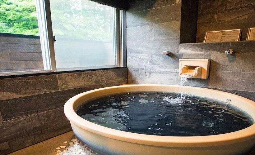 Семейный Номер, Livemax Resort Hakone Ashinoko
