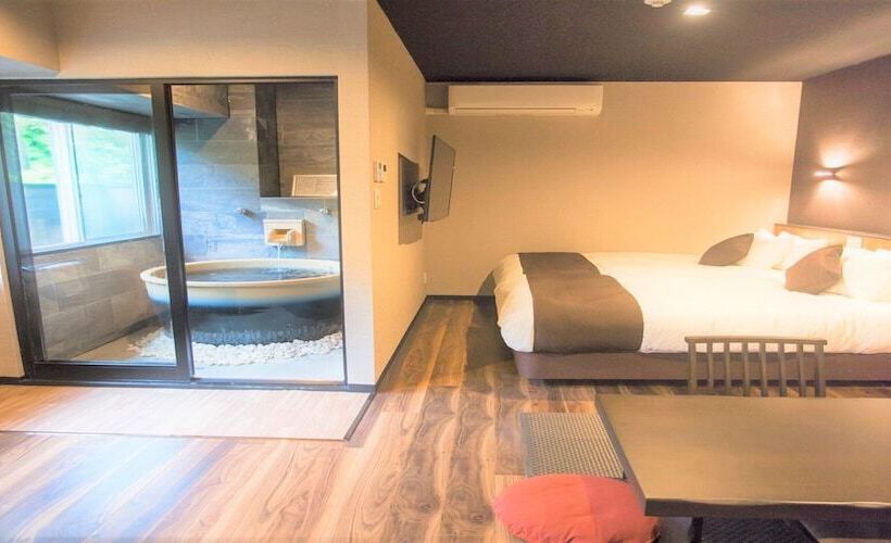 Семейный Номер, Livemax Resort Hakone Ashinoko