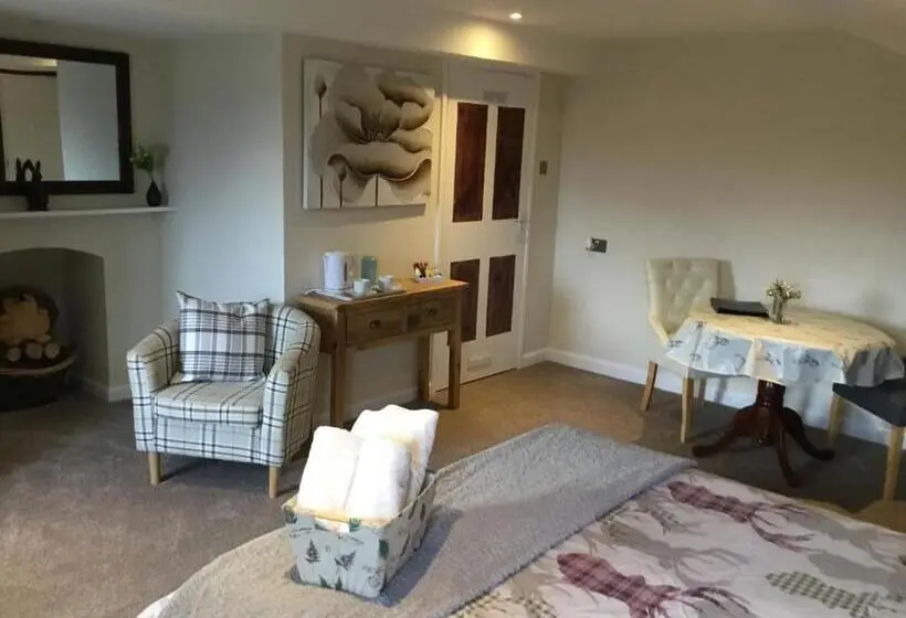 キングサイズベッドのスーペリアルーム, Lodbourne House B&b