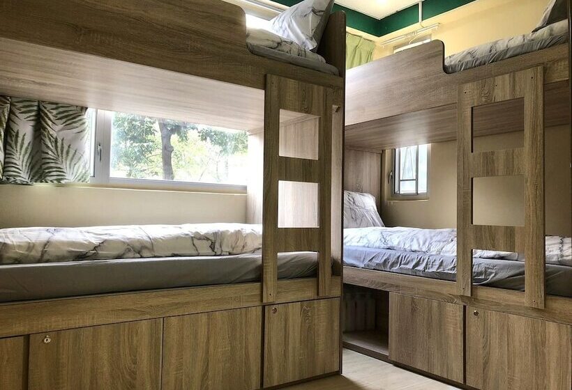 Standard Quadruple Room, Amu Dreamhouse 阿木旅舍