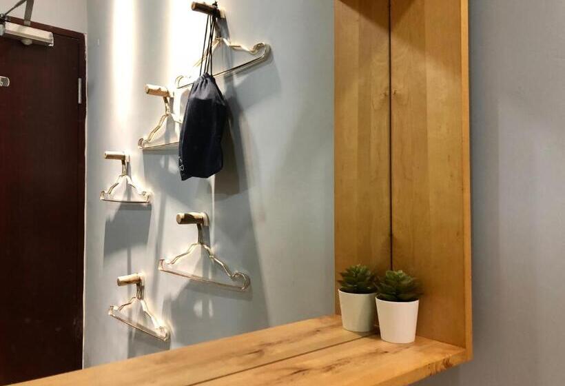 Standard Triple Room Garden View, Amu Dreamhouse 阿木旅舍