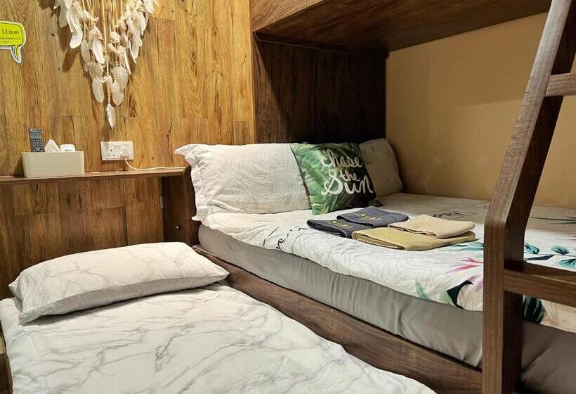 Standard Quadruple Room, Amu Dreamhouse 阿木旅舍