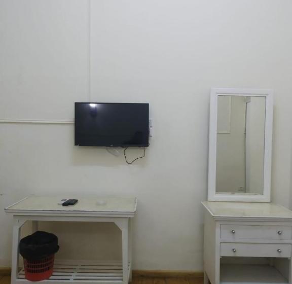 اتاق لوکس یک تخته, De La Poste