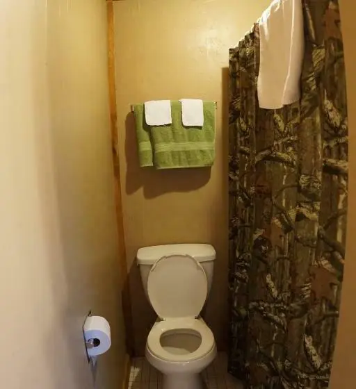 キングサイズベッドのスイートルーム, Eagle Nest Fly Shack & Lodge