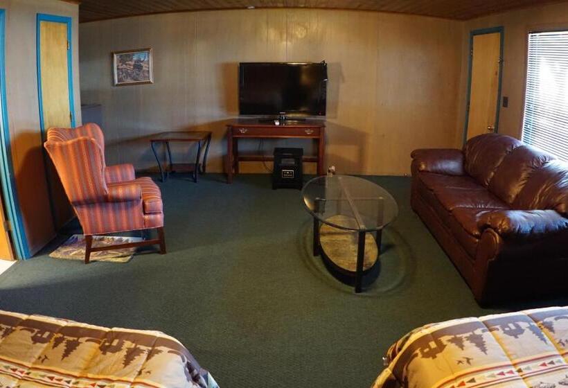 标准工作室, Eagle Nest Fly Shack & Lodge