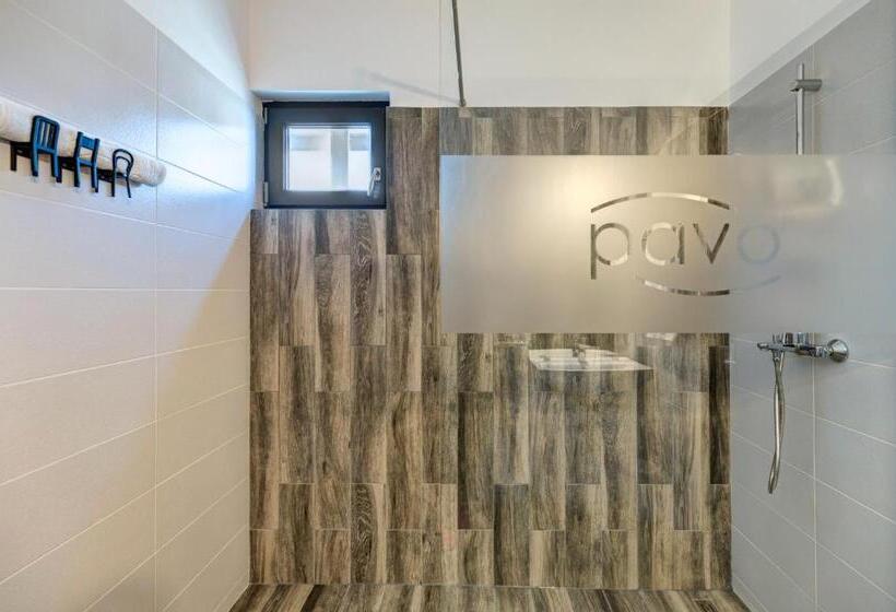 디럭스 룸, Pensiune Pavo