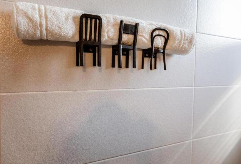 디럭스 트리플 룸, Pensiune Pavo