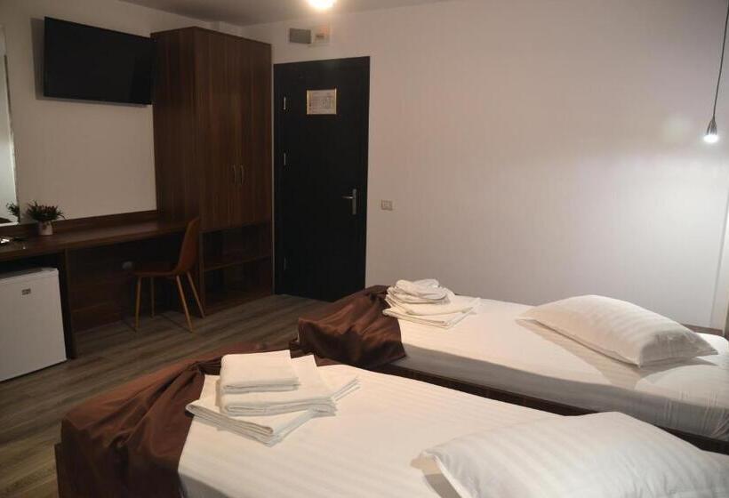 스탠다드 룸, Pensiune Pavo