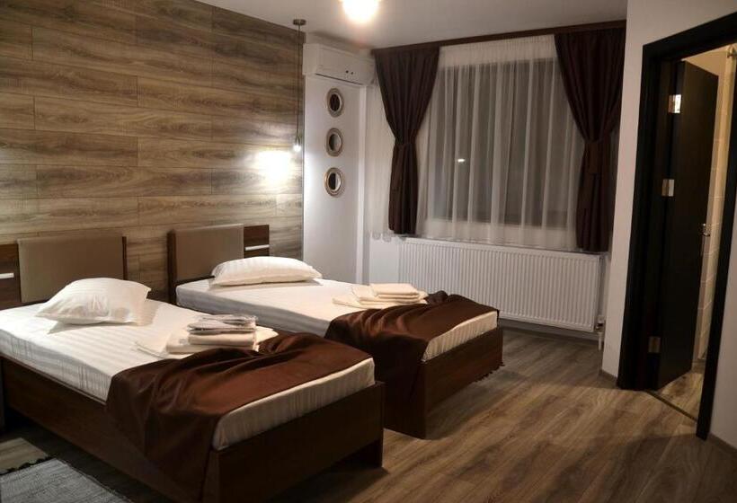 스탠다드 룸, Pensiune Pavo