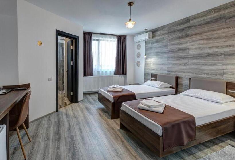 스탠다드 룸, Pensiune Pavo