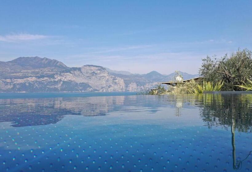 2 Bedrooms Apartment Lake View, Sunset Residence